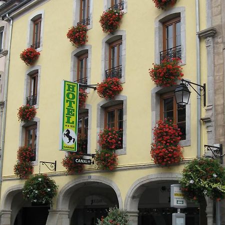 Hotel Cheval De Bronze Remiremont Exterior foto